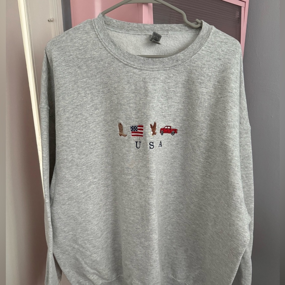 USA Graphic Sweatshirt - Picture 1 of 3